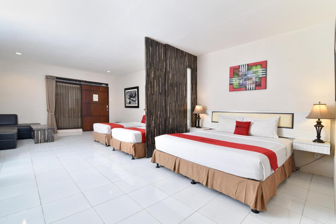 Reddoorz Plus @ Raya Legian Exterior photo